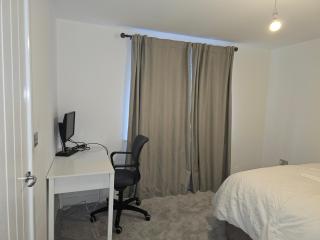 A spacious double room in a lovely home in Wakefield - Wakefield - 2