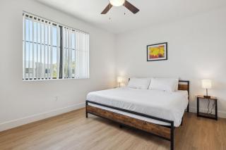 CozySuites Glendale - Westgate w pool 14 - 5