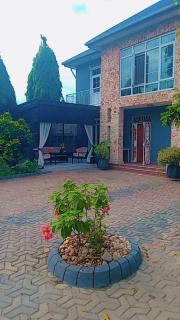 Cheerful 3 bedroom standalone - Dar es Salaam - 2