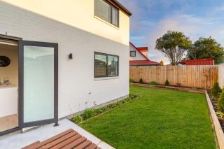 Hot Tub Haven! Games Room, Garden & E-Bikes - Christchurch - 2