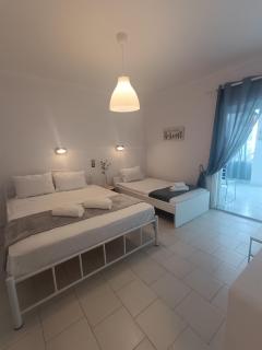 chill out - Neos Marmaras - 3