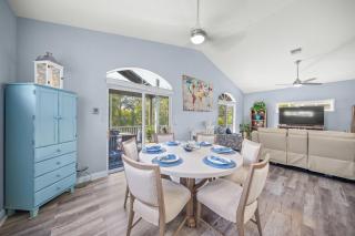Griffins Island Getaway - Coastal Luxury with Private Pool Game Room Steps to Anna Maria Beaches - 6