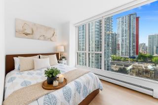 Luxury 3 Bedroom Condo Chinatown and Gastown Access - Vancouver - 0
