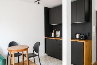 Chłodna Superior Apartment by BookingHost - Warsaw - 3