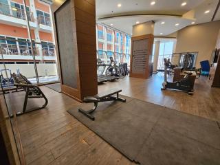2 BR Sea View Apartment in Seef - Manama - 2