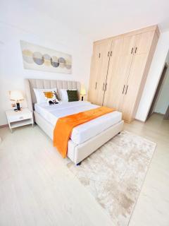 celestial modernly furnished four bedroom apartment which features amazing city views, swimming pool ,ample private parking space and rooftop chill spot - Nairobi - 4