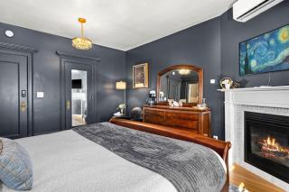 Vermilion Suite w Clawfoot Tub Fireplace - Duluth - 7