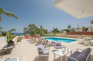 Protaras Mesogeios Villa Me16 Beachfront Villa in Protaras Center - Protaras - 9