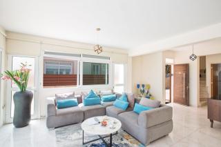 Protaras Mesogeios Villa Me16 Beachfront Villa in Protaras Center - Protaras - 5