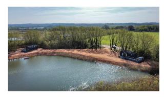 Stonelake Lodges - Willow Walk luxury lakeside lodge with hot tub - - 8