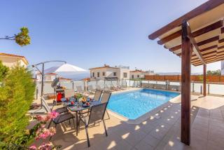 Paradise Cove - Neo Chorio - 5