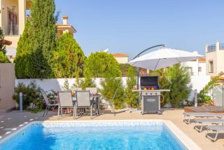 Paradise Cove - Neo Chorio - 2