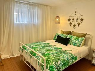 Barn Outside - Modern 2 bedroom flat Inside - Ettalong Beach - 7