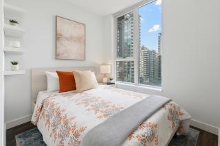 Elegant 2 Bedroom Downtown Retreat Ideal Location and Views - Vancouver - 0