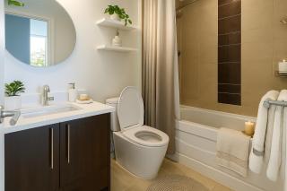 Elegant 2 Bedroom Downtown Retreat Ideal Location and Views - Vancouver - 1