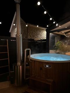 Lodge avec jacuzzi extérieur privé en option et mini-ferme sur place - Saint-Laurent-dʼAndenay - 3