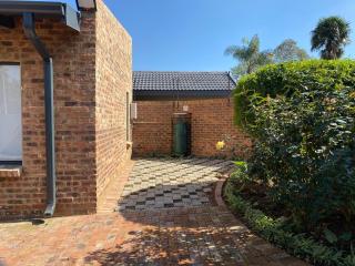 MK & R Guesthouse - Alberton - 1