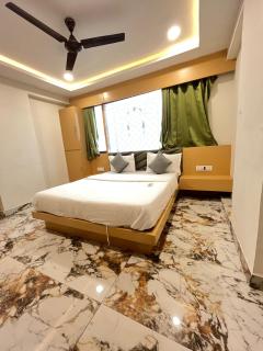 Hotel prime new - Ahmedabad - 3