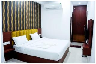 HOTEL !! LUXUARY GANGA AMIRT HARIDAWR - Near # Ganga Ghat 200M - Free Parking & Restaurant and Lift Facilities - Fully #Air Conditioning - A Top Rated Hotel! - Kankhal - 7
