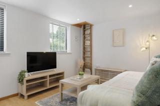 Beautiful Barn Conversion in the Heart of Somerset - 2