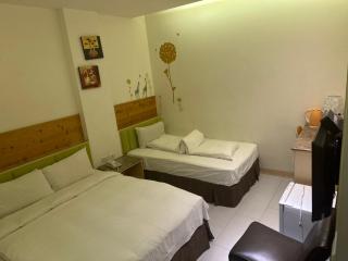 Tilon Hotel - Città di Pingtung - 9
