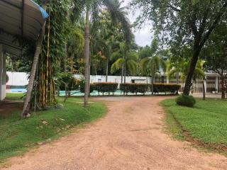 Meshendra Garden Hotel by Fairway Hotels - Katunayake - 2