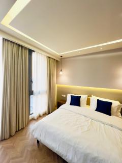 Luxury Studio Apartment - 5th Floor - Gurgaon - 8