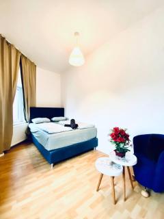 Cozy 4-Bedroom Apartment , Perfect for Groups - Vienne - 9