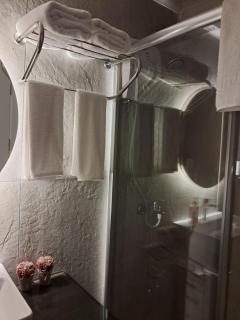Oregano Suites Side - Side - 9