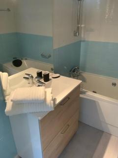 Views, Comfort and Location - Marbella - 4