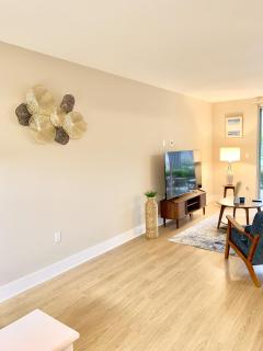 Cozy Oceanfront Pool view Condo in Marina Del Rey - 5