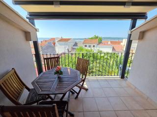 DAMIR 2+2 more - Crikvenica - 9