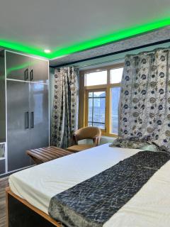 Universal Comfort Guest House - Kargil - 7