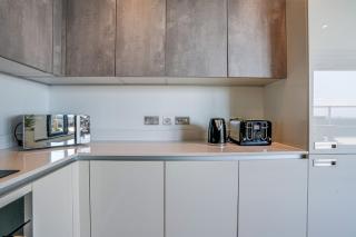 Athera - Walthamstow Central Sub-Penthouse 2 bedroom, 2 bathroom Incredible views! - 4
