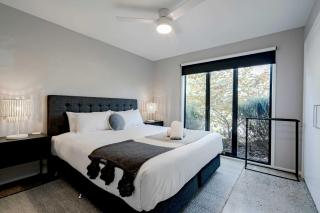 Ultimate Luxury family Home With Spa Pool - Torquay - 4