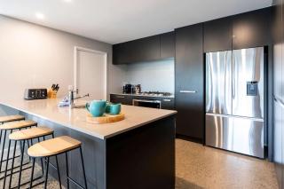 Ultimate Luxury family Home With Spa Pool - Torquay - 1