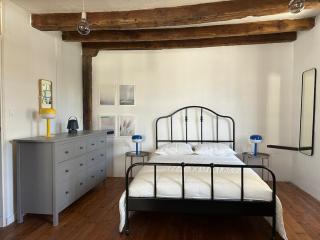 Character House - Rochefort-en-Terre - 8