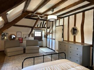 Character House - Rochefort-en-Terre - 4