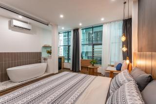 HanoianHearths- NH2 - Private Cinema - Bathtub - Hanoi - 3