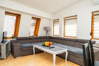 Quiet Apartments with FREE PARKING - Sarajevo - 7