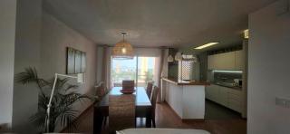 Apartment Rosalia, located on the 9th floor with amazing sea views and 2 large swimming pools! - El Campello - 1