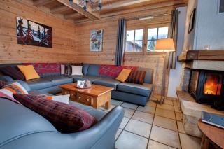 Simply Morzine - Chalet Carving - 5