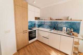 Bohemian 1BR Parking & SeaView - Varna City - 9