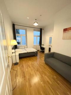 Charming Fully Furnished Apartment in Vienna - Vienne - 3