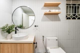 HanoianHearths - FamilyReunion- Projector- Bathtub - Hanoi - 2