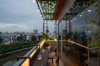 Majestic 2Br Apt Penthouse Skyline & River Views - Ho Chi Minh - 5