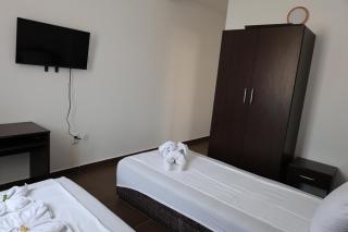 Hotel Lobo Budva - 4