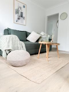 Villa Limone - 2BR - Sleeps 6 - CBD and Free Parking - Brisbane - 3