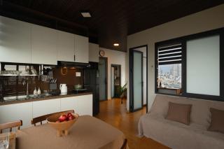 Majestic 2Br Apt Penthouse Skyline & River Views - Ho Chi Minh - 8