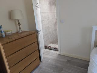Cosy, self-contained annexe - Windsor - 7